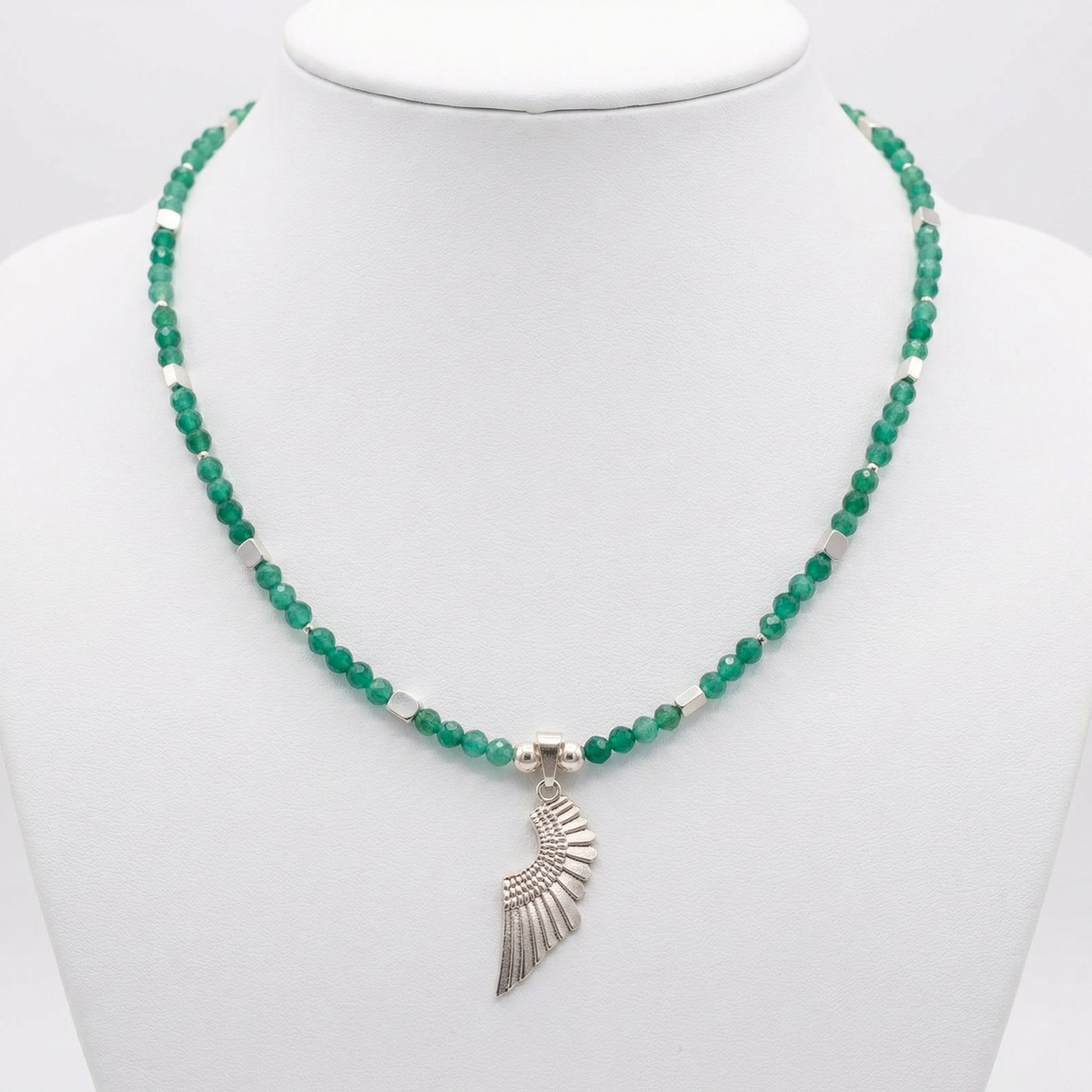 Collar de aventurinas