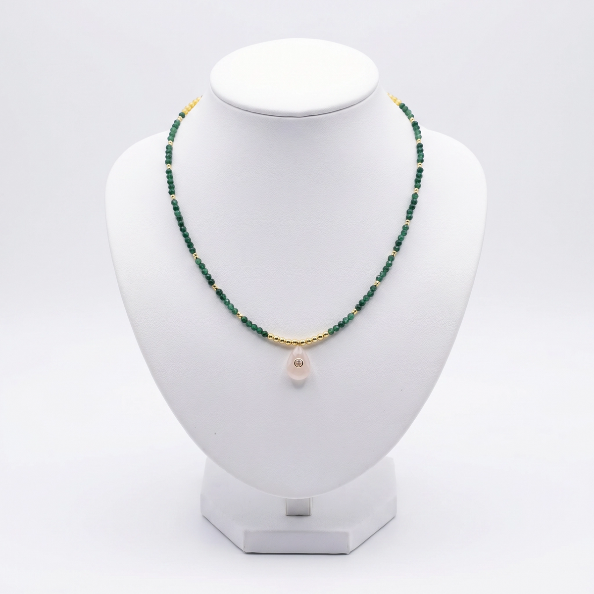 Collar aventurinas