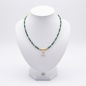 Collar aventurinas