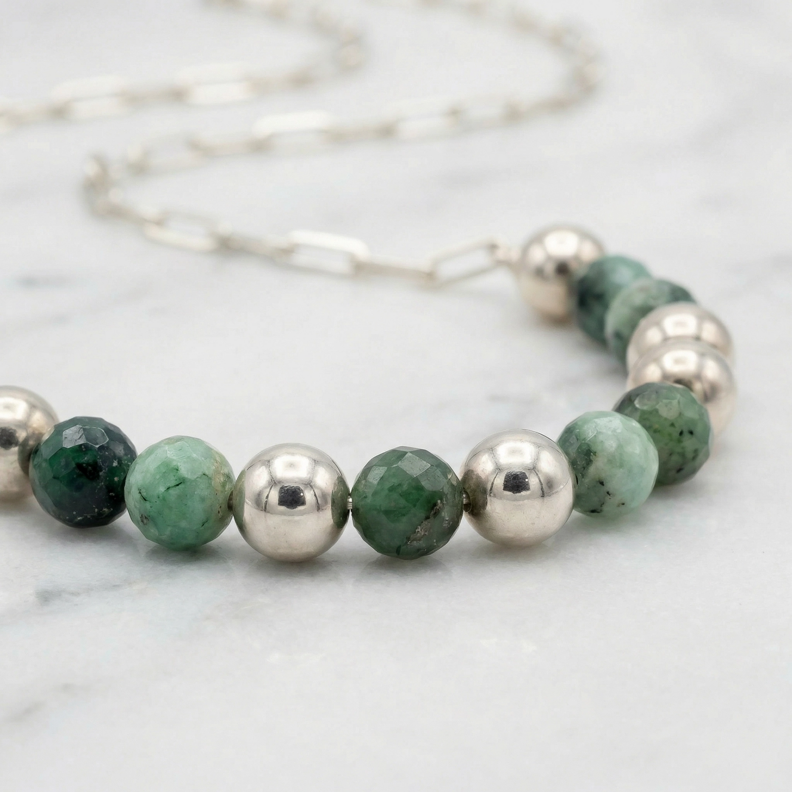 Collar de esmeraldas