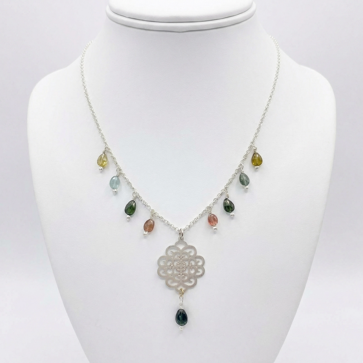 Collar de turmalinas multicolor